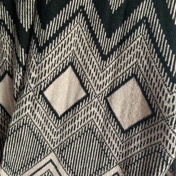 Old Navy grey Aztec Geometric Print Open Cardigan - Picture 3 of 5
